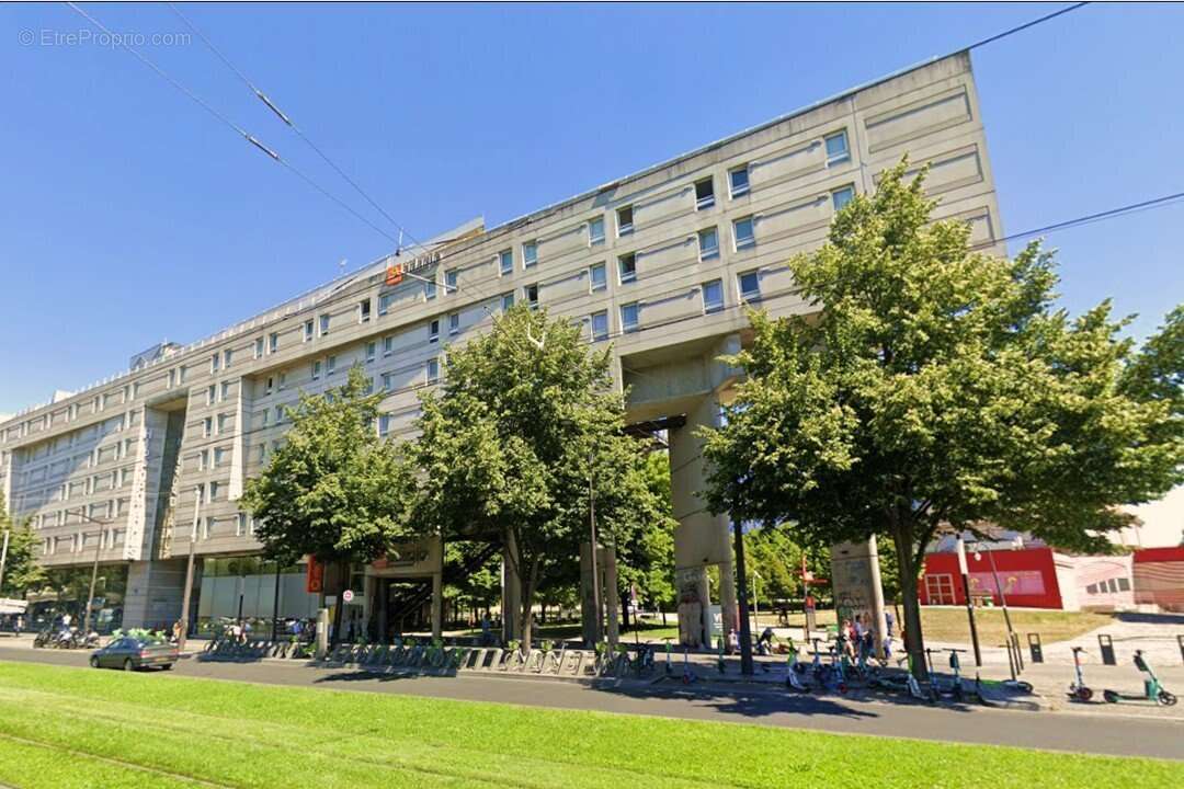 Appartement à PARIS-19E