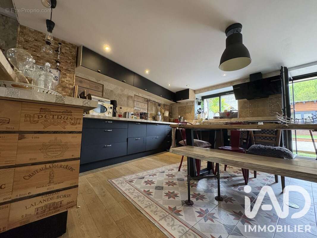 Maison 99 m² à Thaire  - photo 2