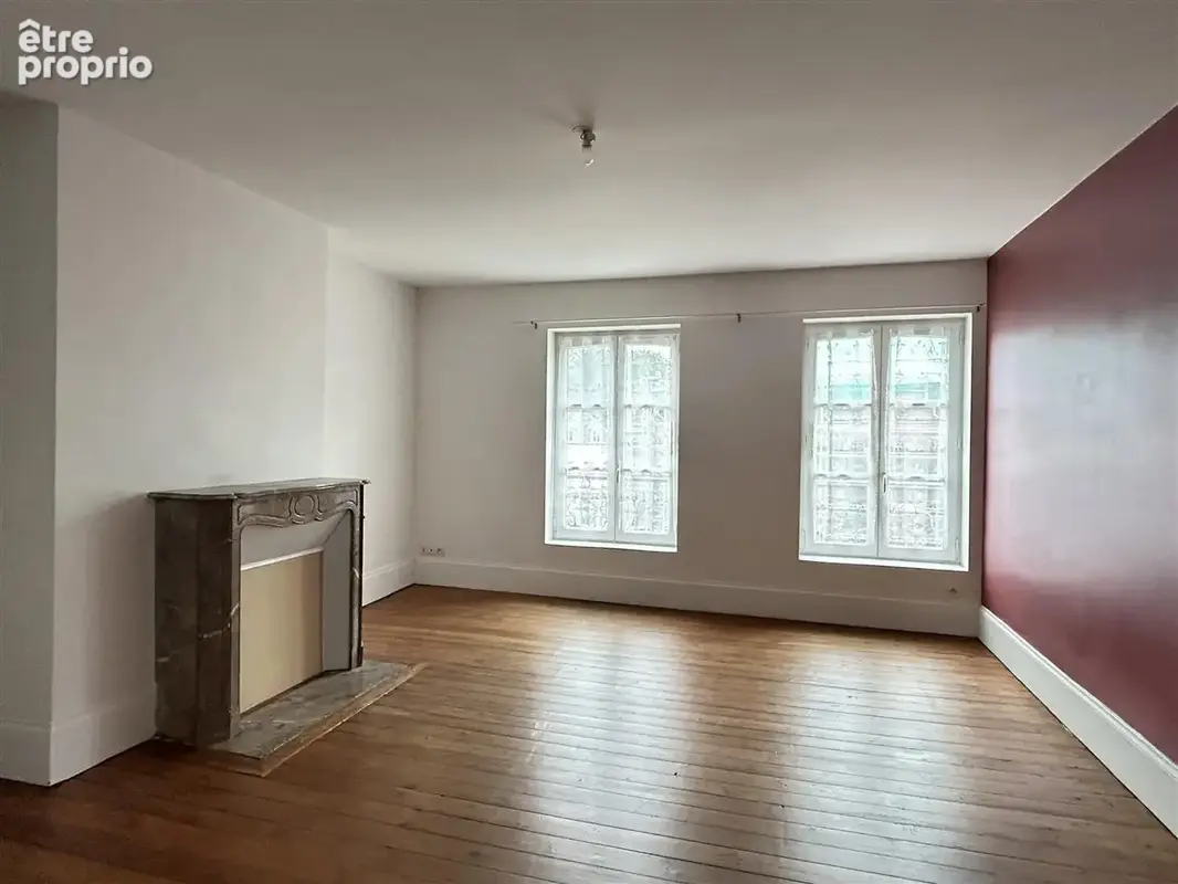 Un Ensemble immobilier comprenant : - Au rez-de-chaussée : un local commercial, réserve, chambre froide, réser - photo 2