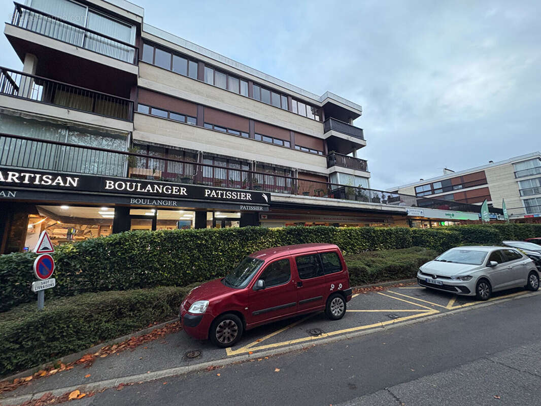 Appartement à FONTENAY-LE-FLEURY