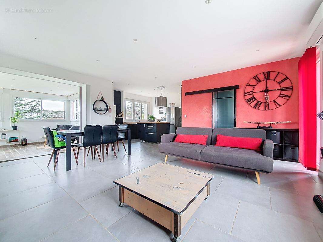 Appartement à SEYSSUEL