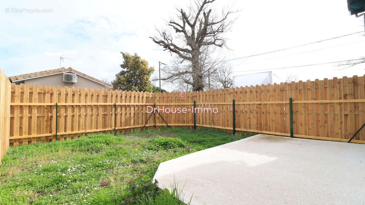 Appartement à SABLONS