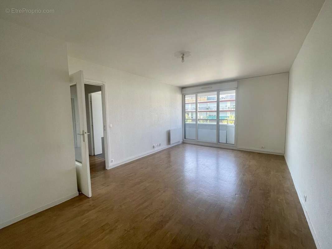 Appartement à LIVRY-GARGAN