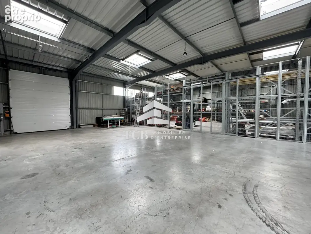 Commerce 690 m² à Geneston  - photo 7