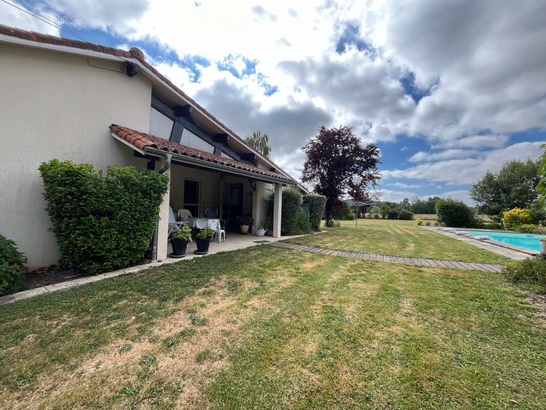 Villa à vendre avec piscine 8 mn de Marciac DPE C/C - photo 7