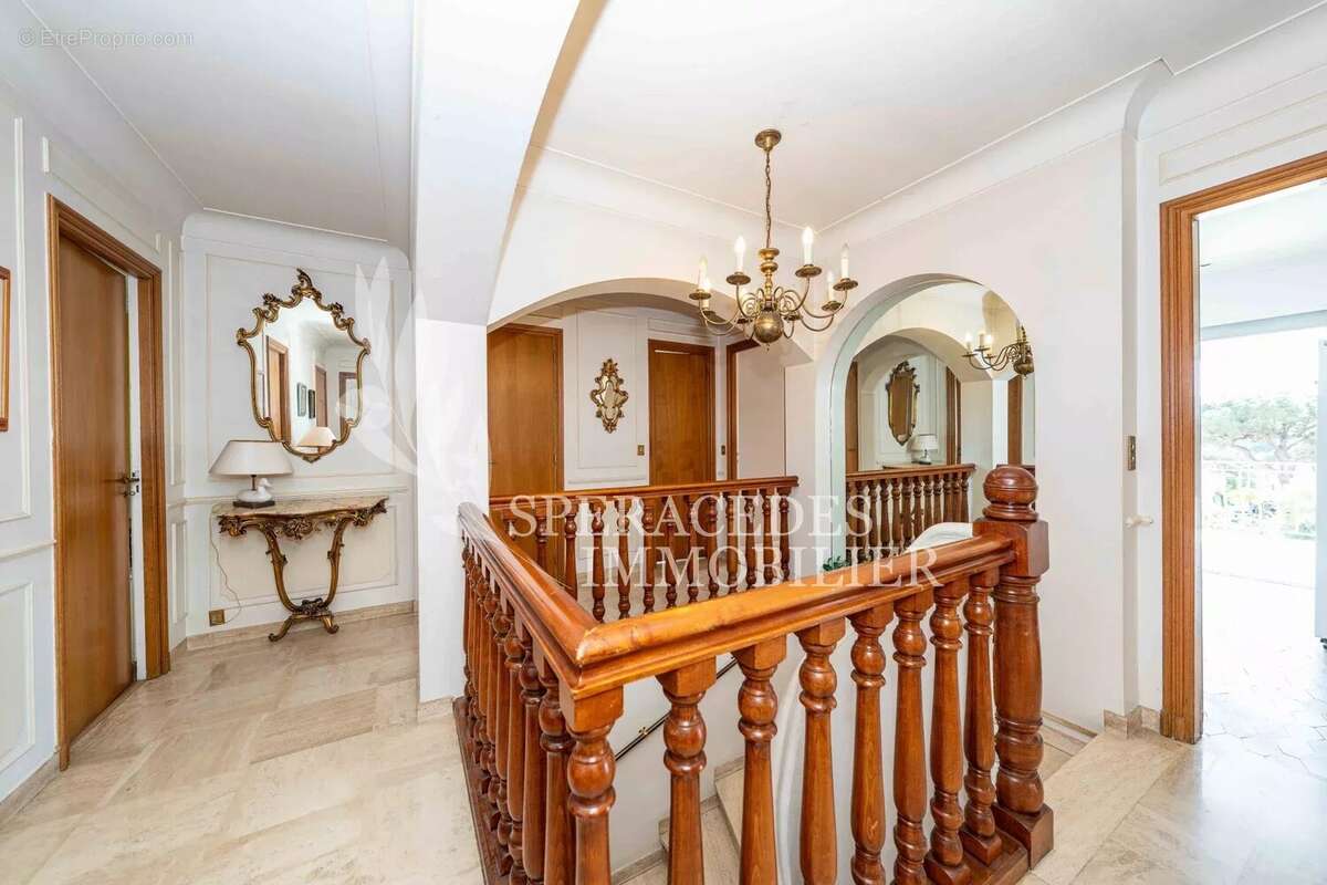 Maison à CANNES