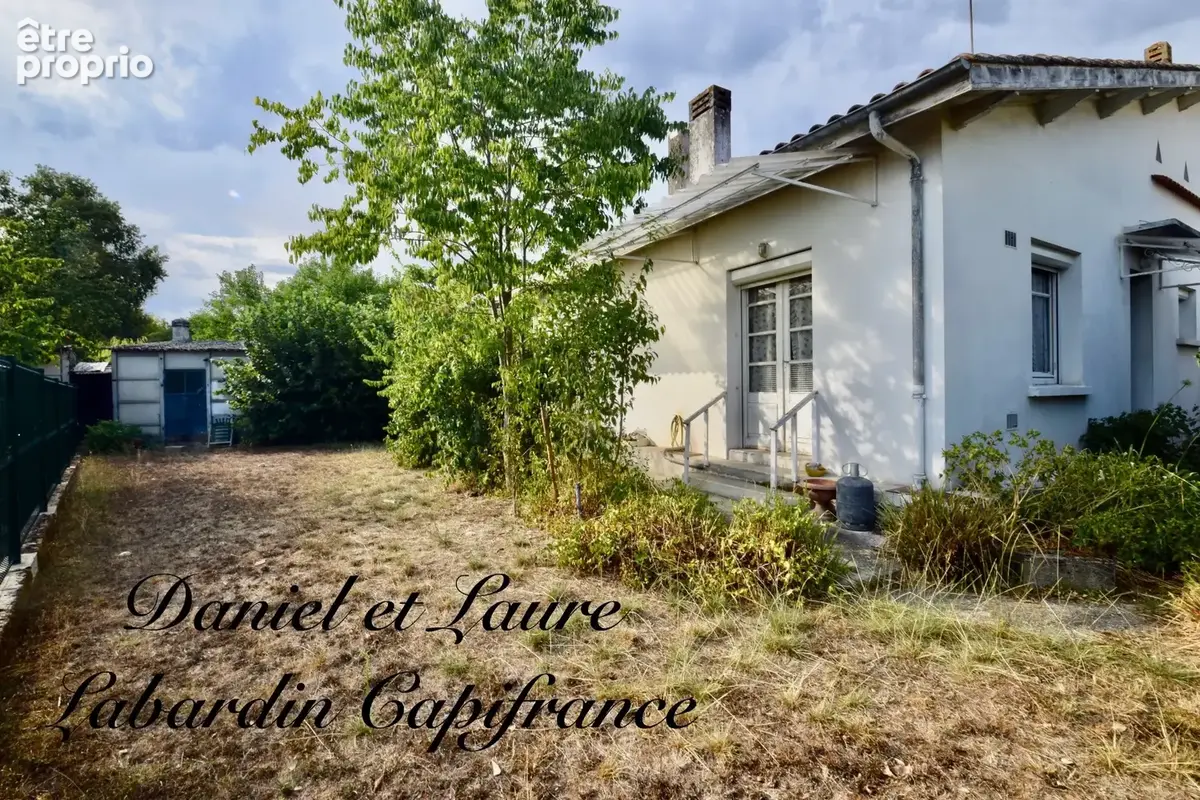Maison avec accès à pieds commerces, écoles et services - photo 12