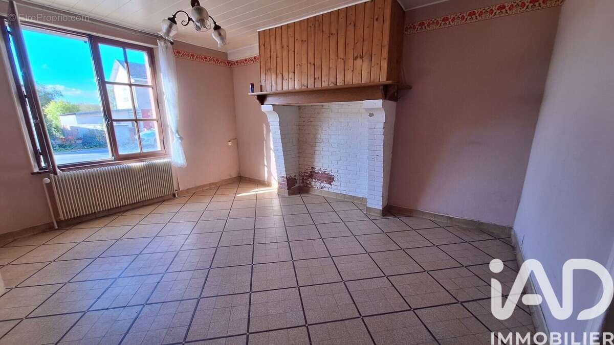 Maison 132 m² à Monthois  - photo 4