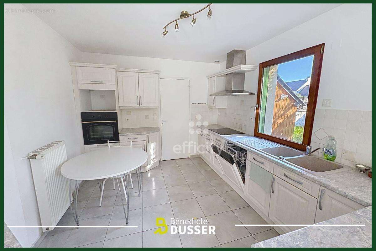 Maison à SAINT-JOUAN-DES-GUERETS