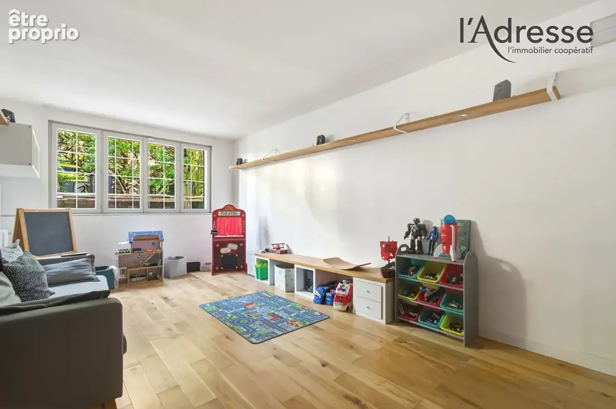 Maison familiale de 180m² avec jardin de 392m² ! - photo 12