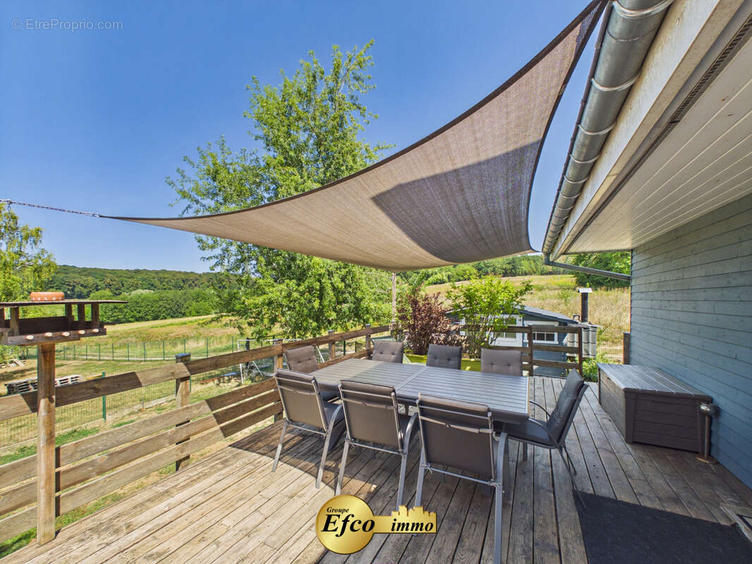 Belle maison Canadienne sur un magnifique terrain - photo 14