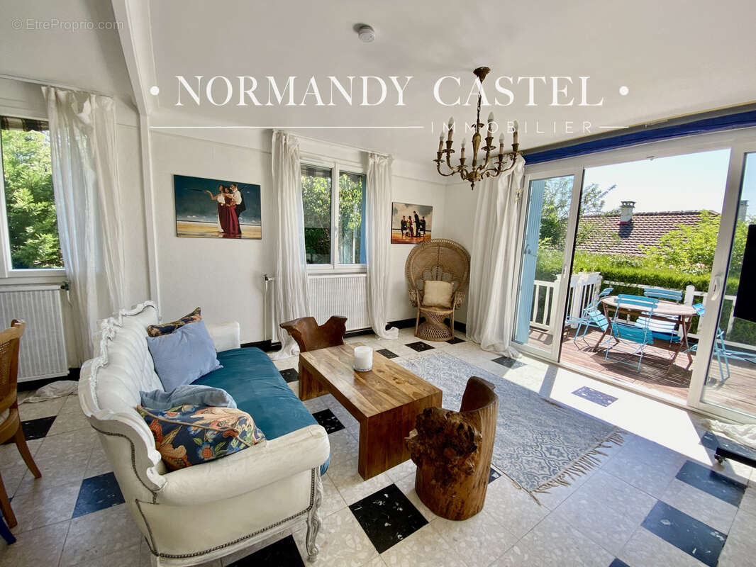 Maison à TROUVILLE-SUR-MER