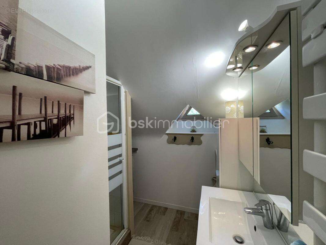 Maison à BRIARRES-SUR-ESSONNE