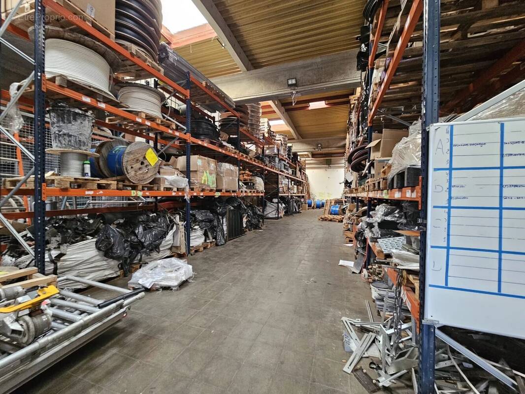 Commerce à COURCOURONNES