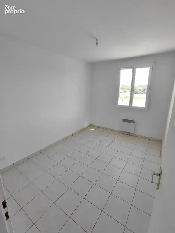 Maison 5 pièces 98 m² à vendre à Mirambeau (17150) - photo 9