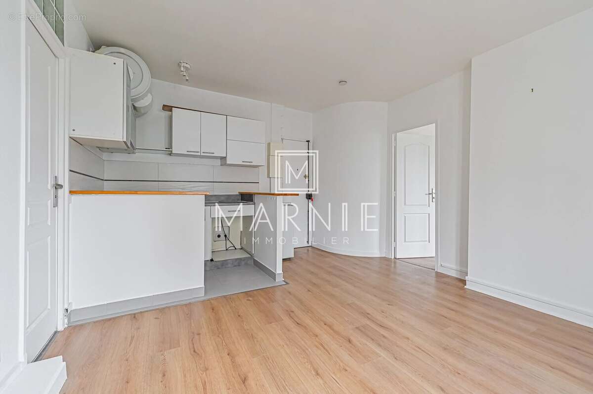 Appartement à PARIS-9E