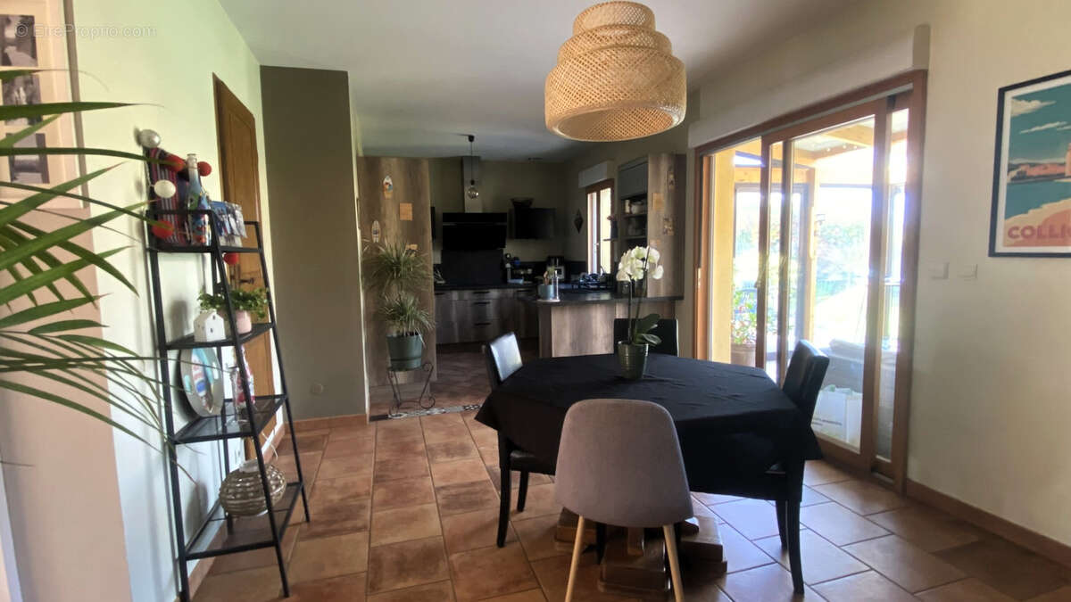 Maison à MORIGNY-CHAMPIGNY