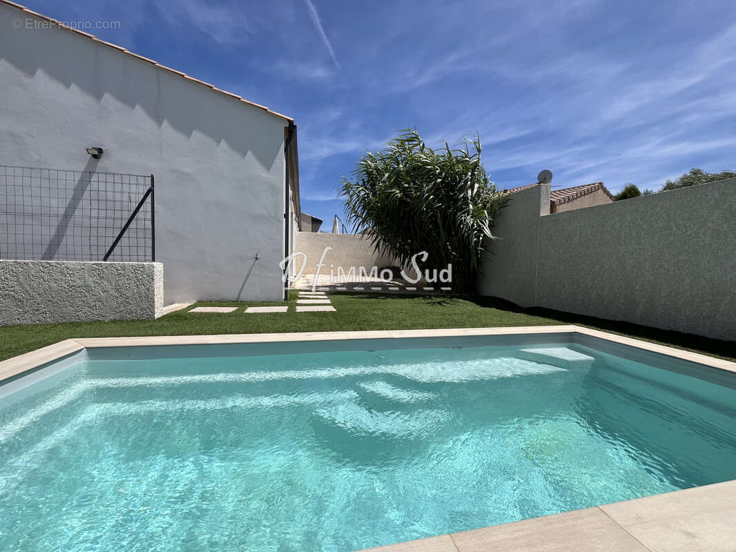 Maison T4 avec extérieur, piscine et places de parking - photo 3