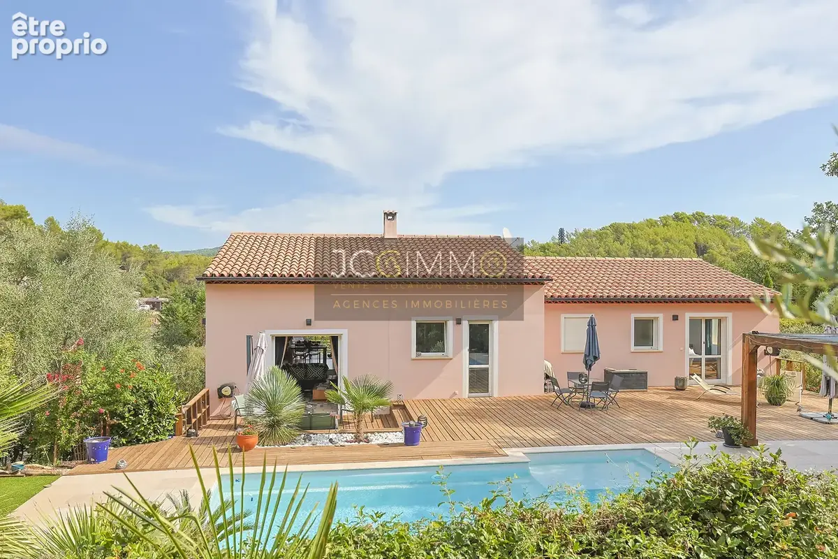 Cuers (valcros) - maison individuelle 292 m2 - garage - piscine - pool house - t2 independant - terrain 2006 m - photo 12