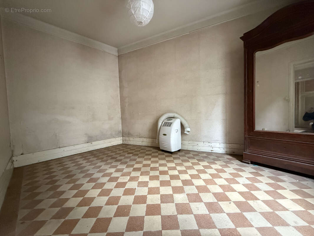 Maison à SAINT-DENIS