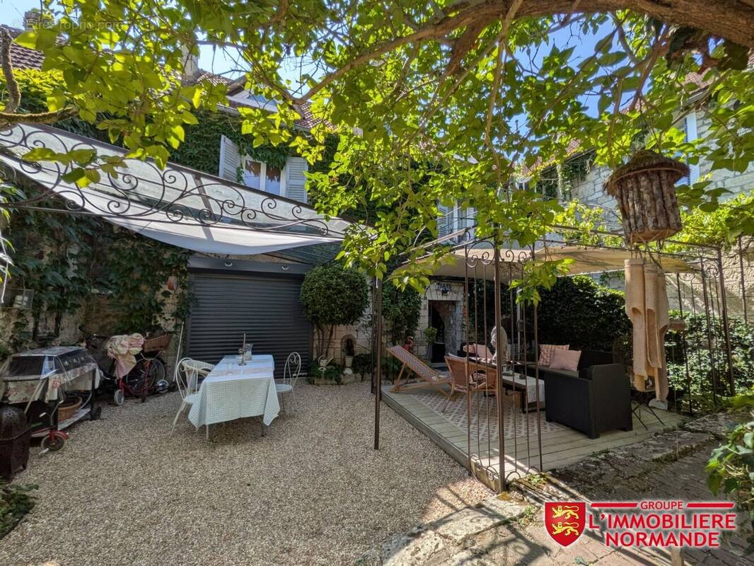 Maison à BENNECOURT