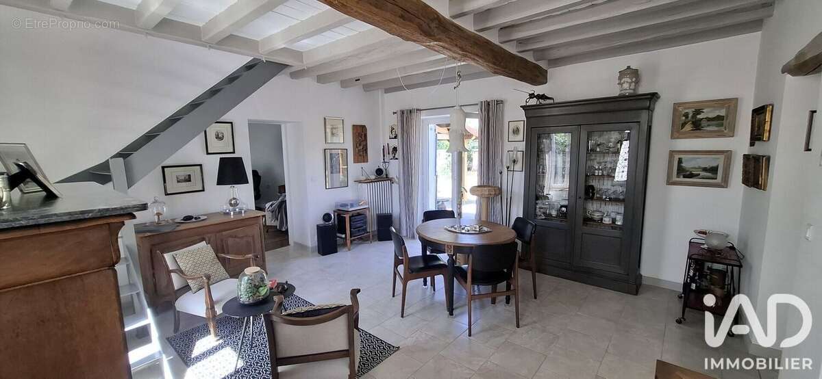 Maison 105 m² à Michery  - photo 4