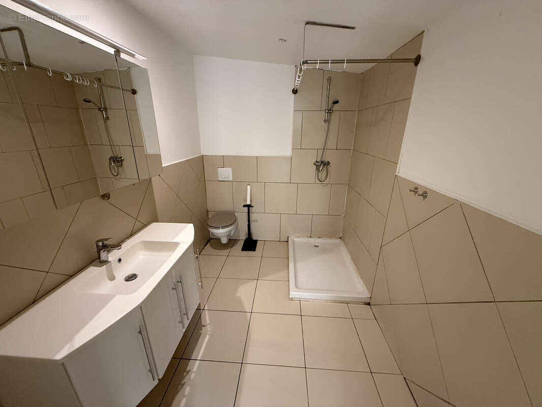 Immeuble de rapport   4 appartements   509 m2   rentabilité 9,88 % - photo 12