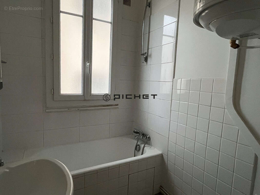 Appartement à PARIS-15E