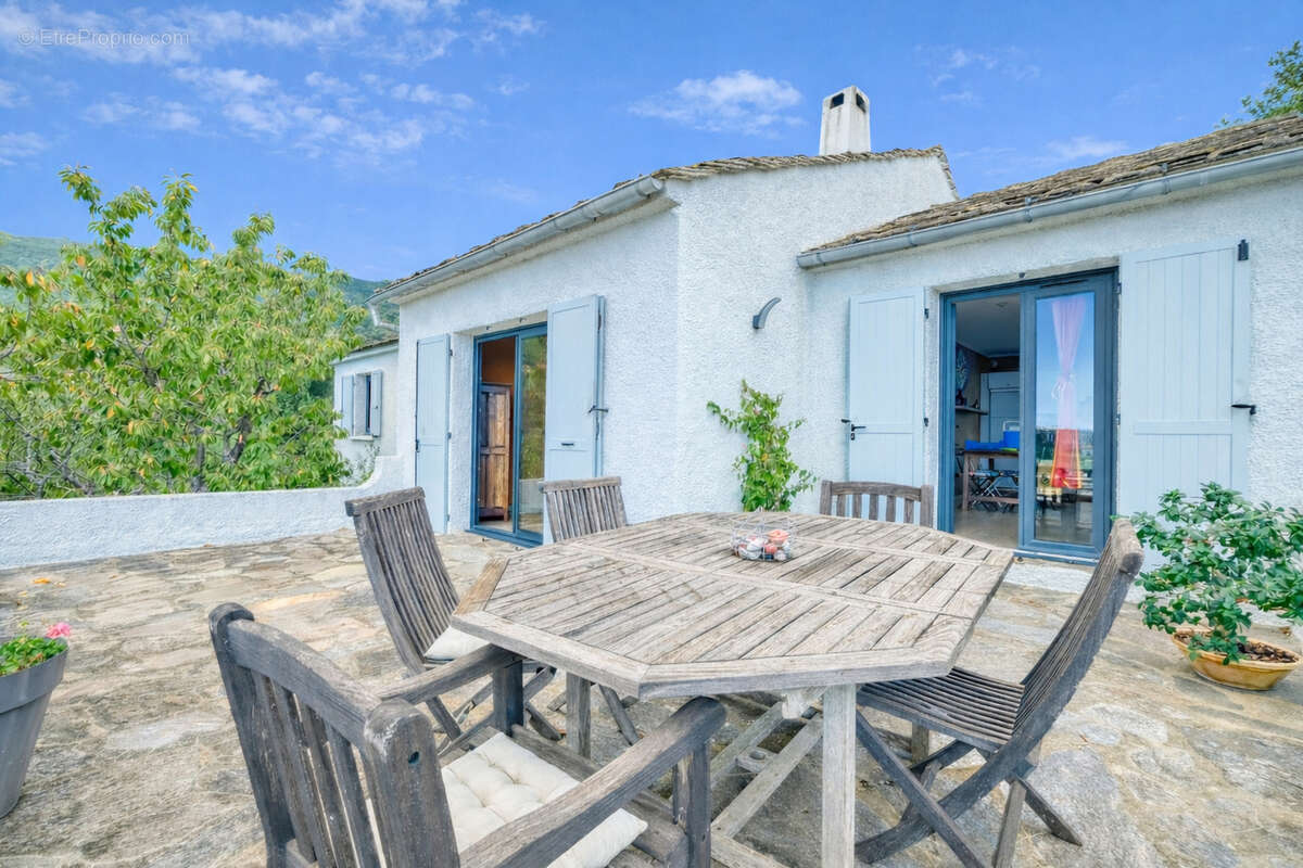 Maison à BRANDO