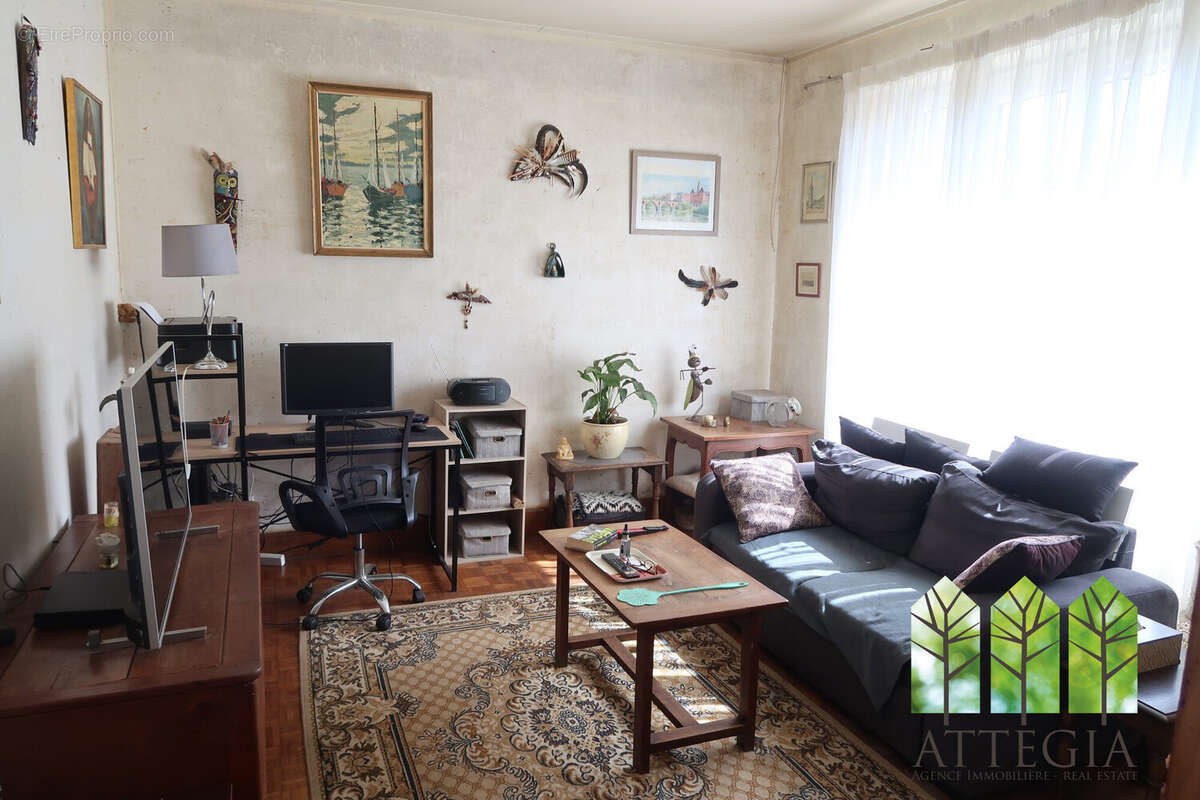 Maison 85 m² à Chambon-Sainte-Croix  - photo 5