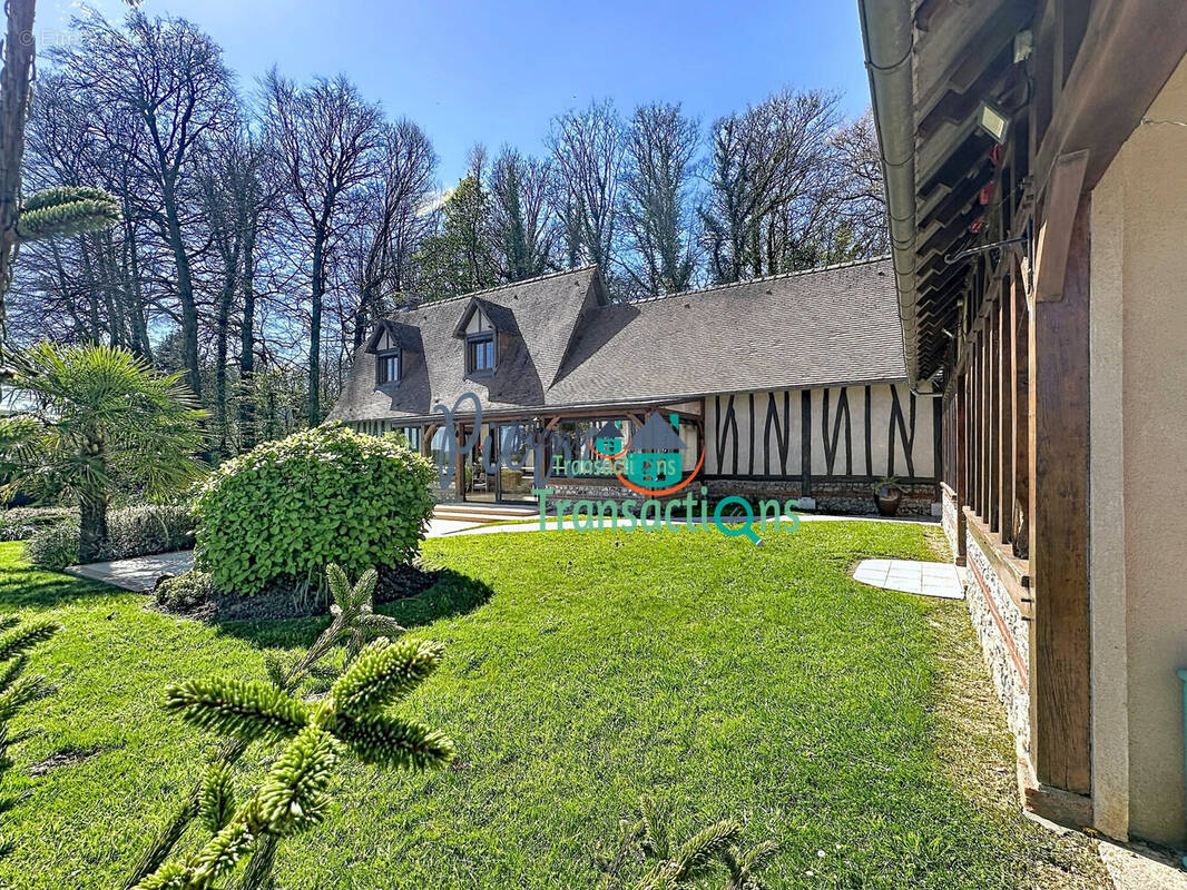 Maison à LILLEBONNE