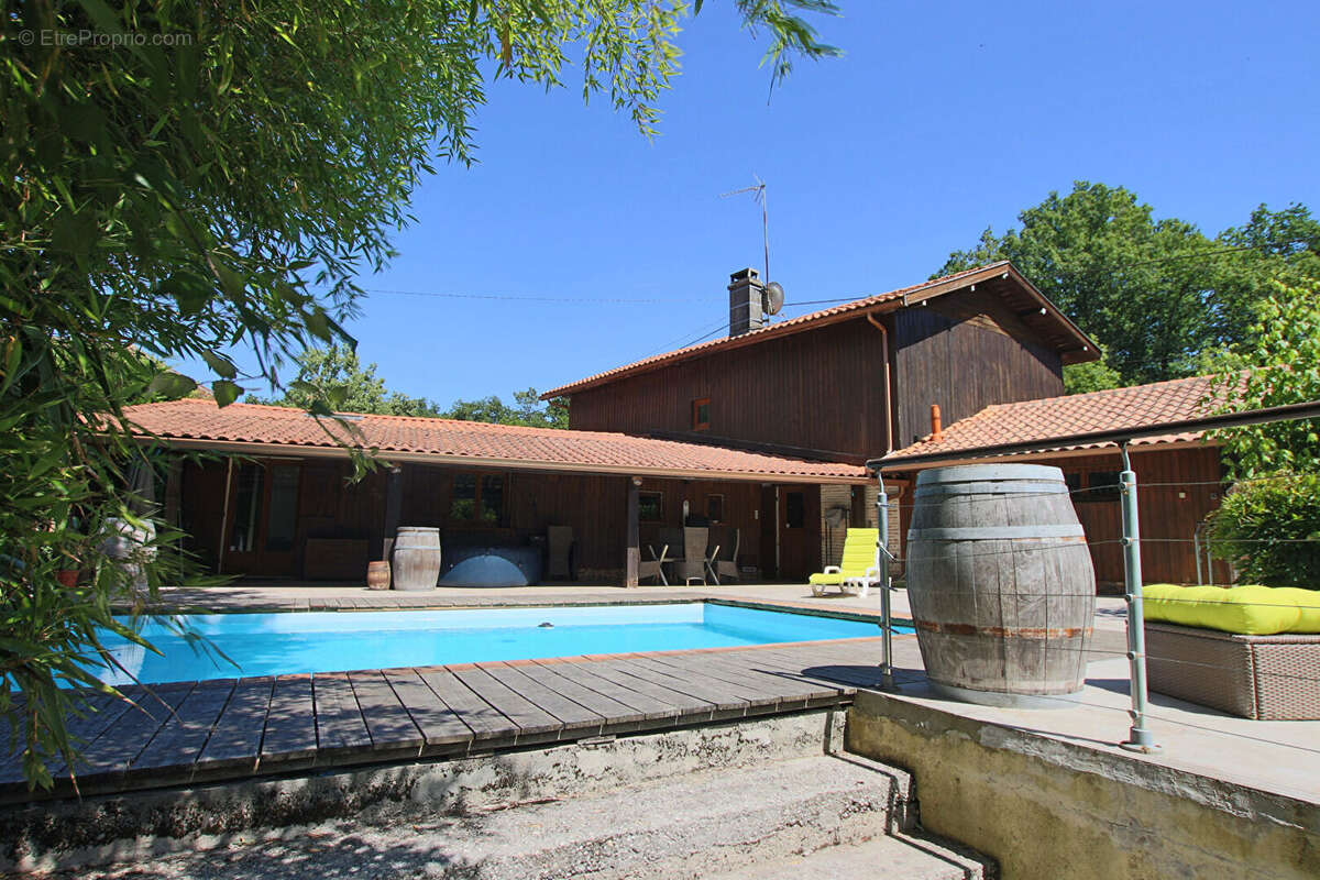 Maison à BELIN-BELIET
