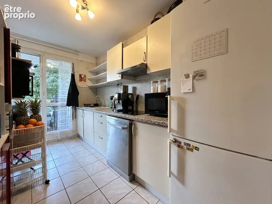 Bel appartement T3 avec balcon et box   Résidence sécurisée - photo 3