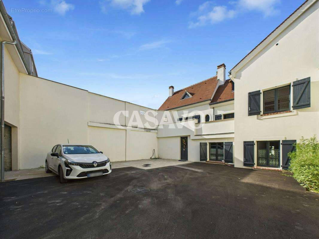 Vente Maison 6 pièces de 226m² - 95410 Groslay - photo 19