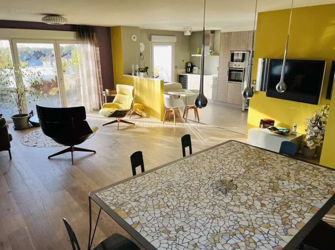 Appartement à MONS-EN-BAROEUL