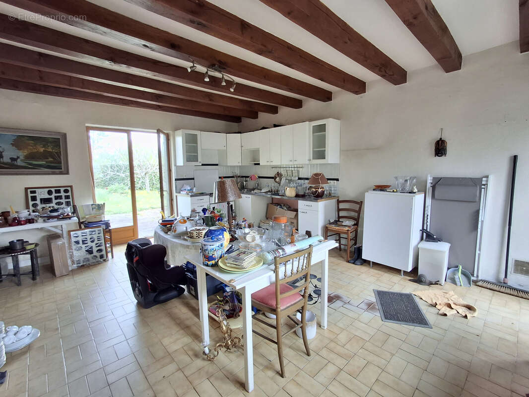 Maison à JUSSY-LE-CHAUDRIER