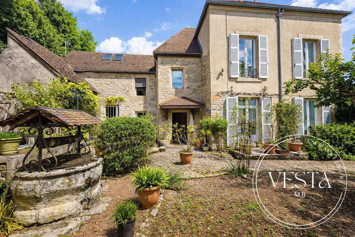 Maison à MALAIN