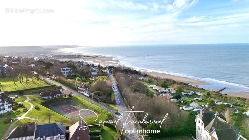 Appartement à DEAUVILLE