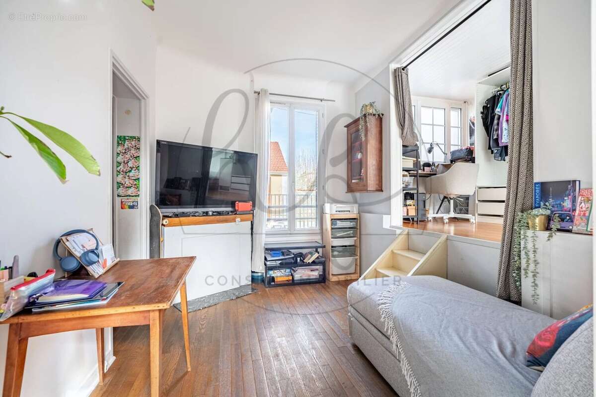 Appartement à COLOMBES