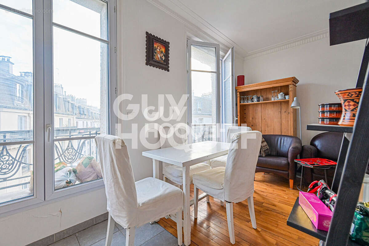 Appartement à PARIS-12E