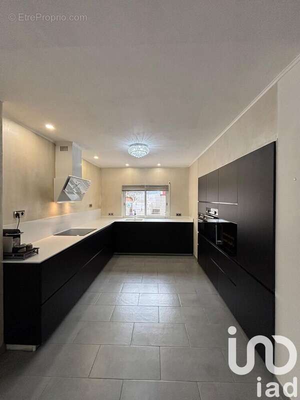 Photo 5 - Maison à EYGUIERES