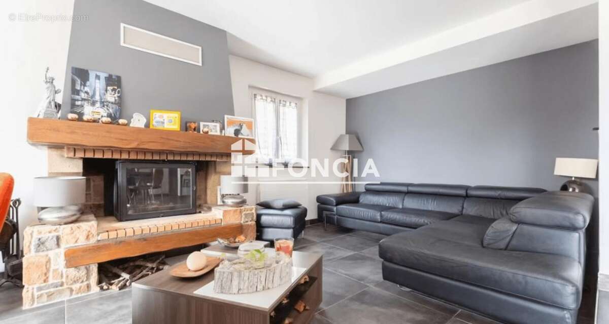 Maison à LA BOUILLADISSE