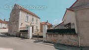 Maison à LEZINNES