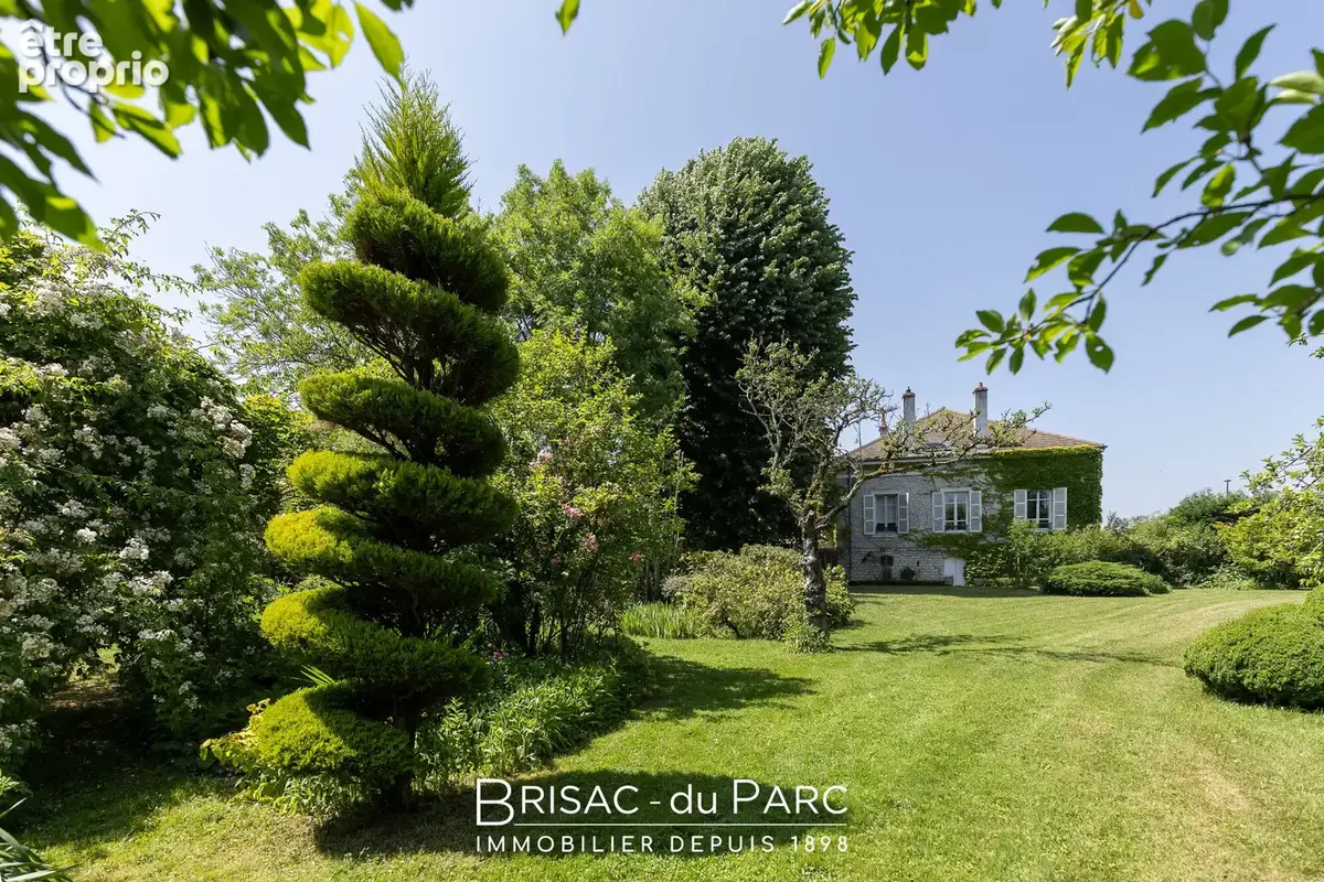 Maison 9 pièces 379 m² à vendre à Chaudenay (71150) - photo 2