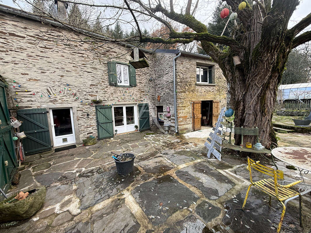 Maison à MIRAVAL-CABARDES