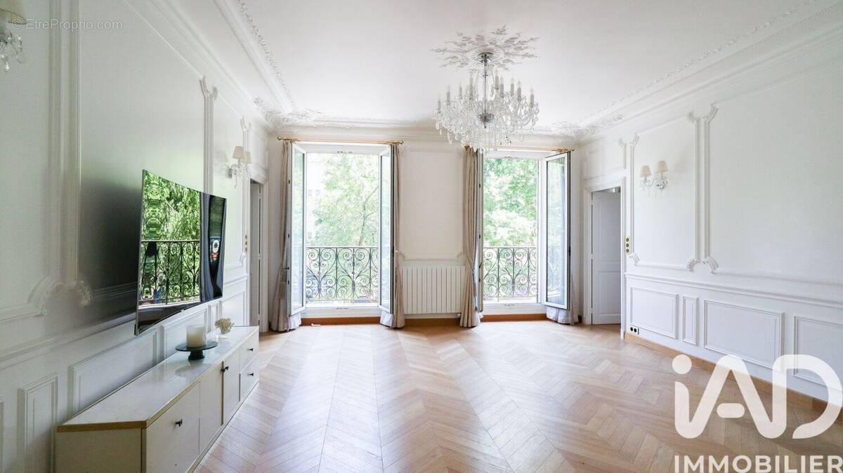 Photo 1 - Appartement à PARIS-10E