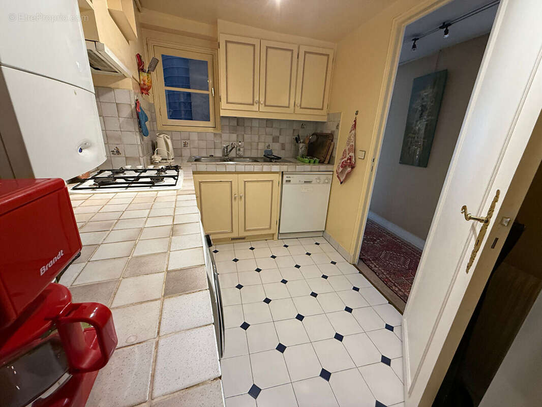 Appartement à PARIS-2E