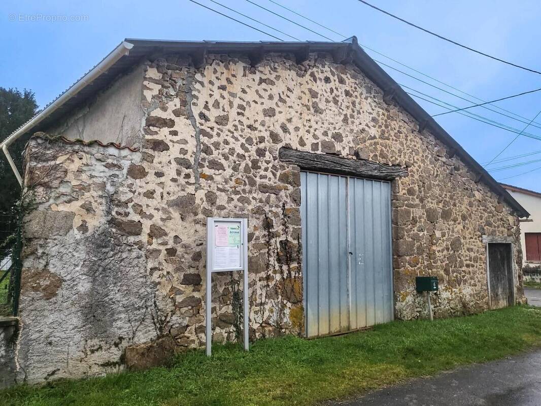 Photo 1 - Maison à ECURAS