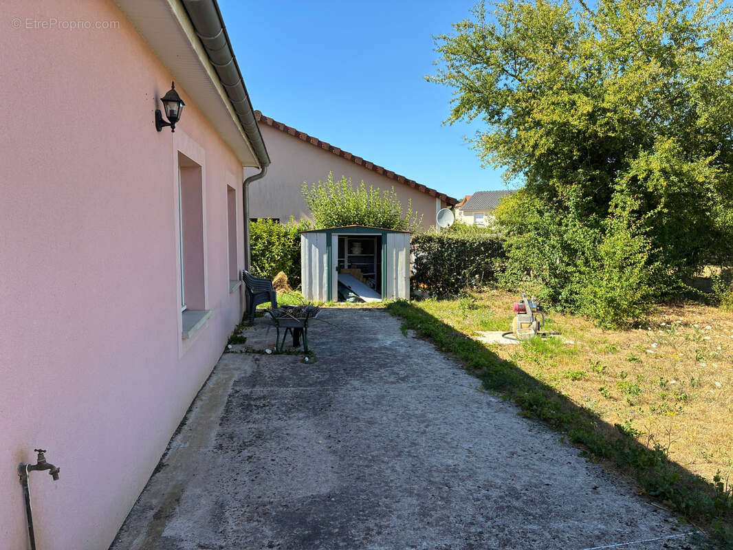 Pavillon de 2004 - photo 5