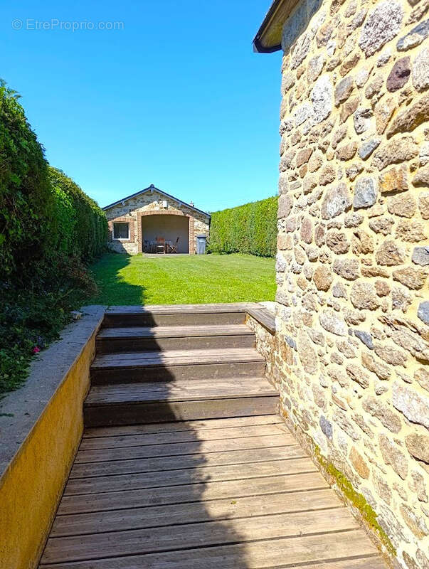 Maison à CREHEN